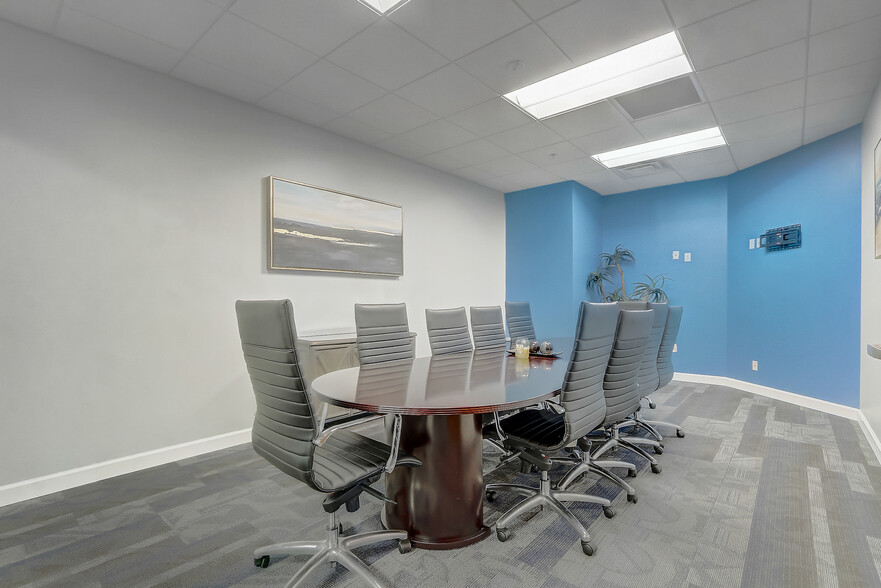 More Photos Of 121-189 S Orange Ave, Orlando Office Residential For Sale