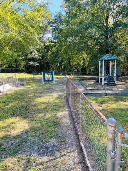 More Photos Of 301 W Main St, Stoneville Office For Sale