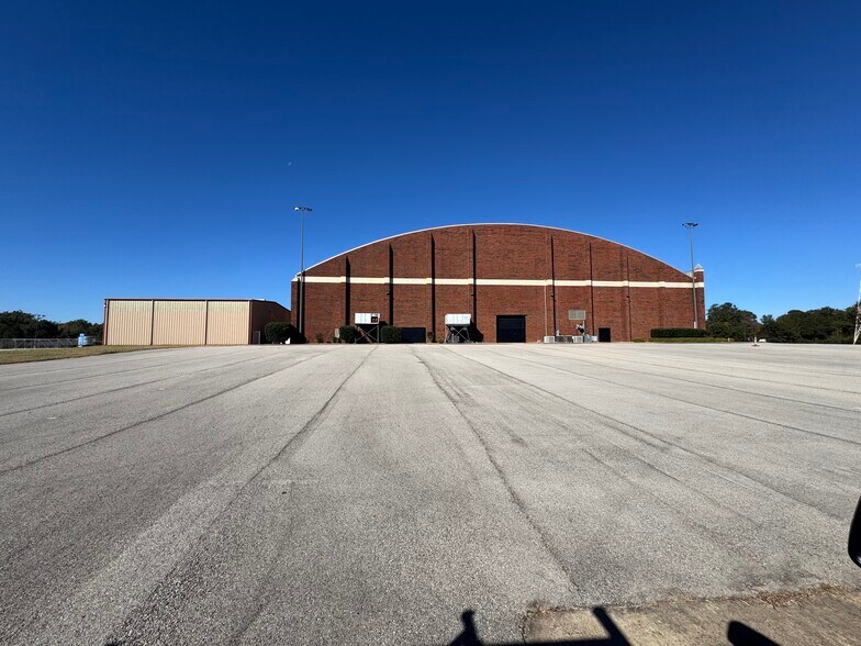 More Photos Of 10408 State Highway 64 E, Tyler Theater Concert Hall For Sale