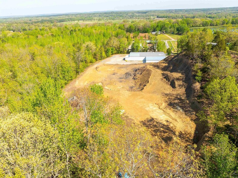 More Photos Of 119 Gemar, Pangburn Industrial For Sale