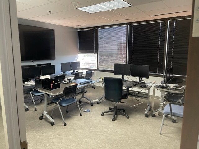 More Photos Of 14901 Quorum Dr, Dallas Office For Lease