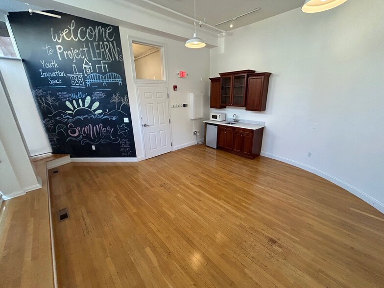 More Photos Of 58 Prescott St, Lowell Loft Creative Space For Sale