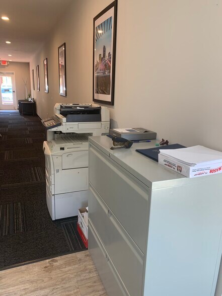 More Photos Of 10917 Black Dog Ln, Charlotte Office For Lease