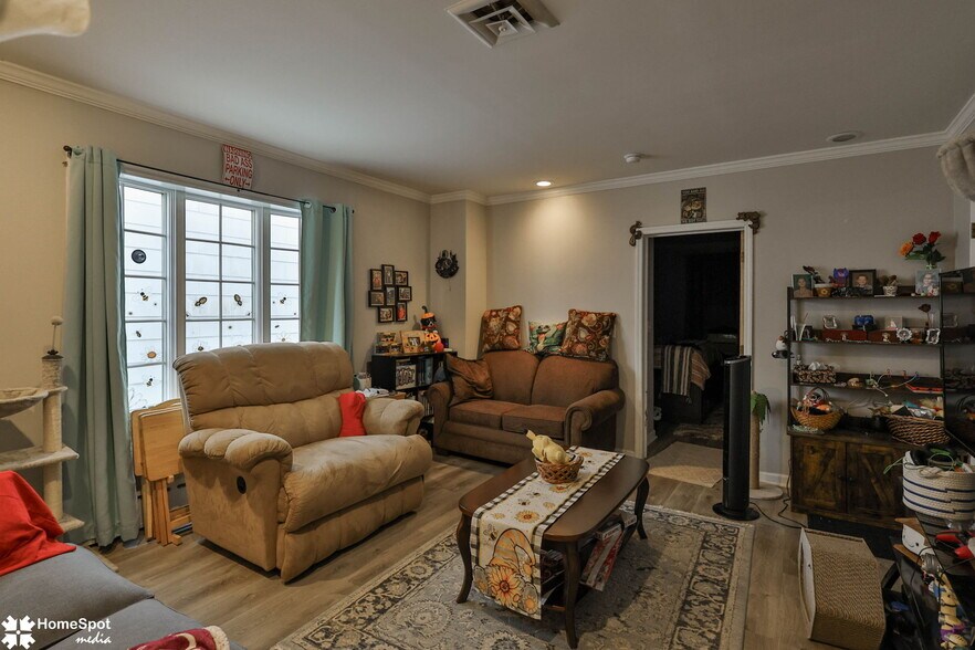 More Photos Of 1337 Washington St, Easton Multifamily For Sale