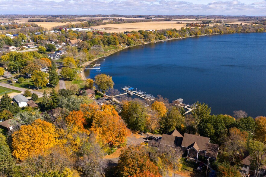 More Photos Of 805 Main St, Madison Lake Restaurant For Sale