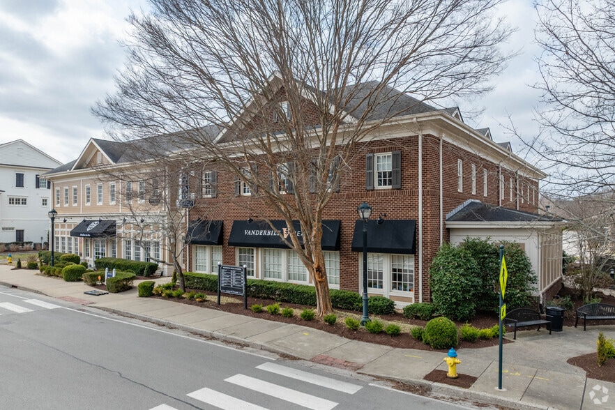 Primary Photo Of 1025 Westhaven Blvd, Franklin Medical For Lease