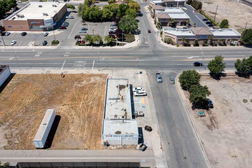 More Photos Of 41-47 Robertson Blvd, Chowchilla Land For Sale