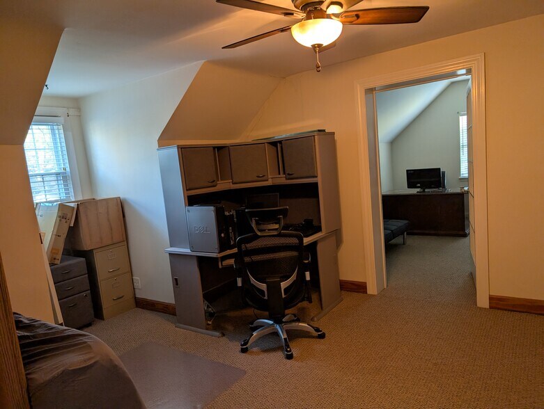 More Photos Of 4816 Greenwood Rd, Louisville Medical For Lease