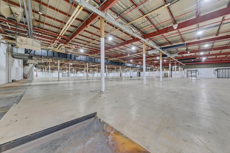 More Photos Of 90-98 Boices Ln, Kingston Warehouse For Sale