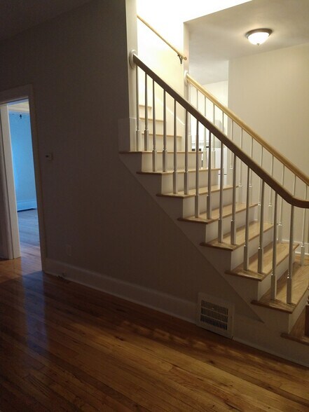More Photos Of 45605 Cass Ave, Utica Apartments For Sale