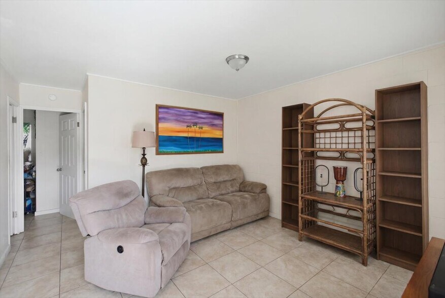 More Photos Of 349 N Market St, Wailuku Apartments For Sale
