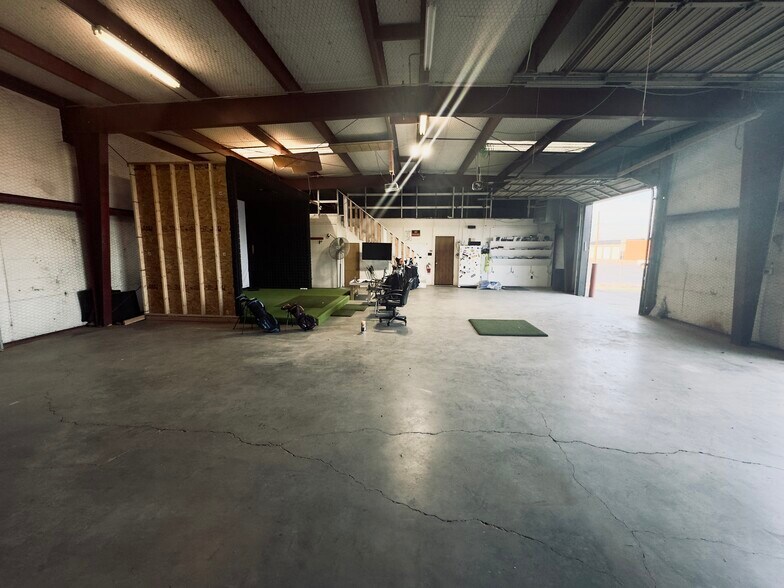 More Photos Of 1207 Alcock St, Pampa Flex For Sale