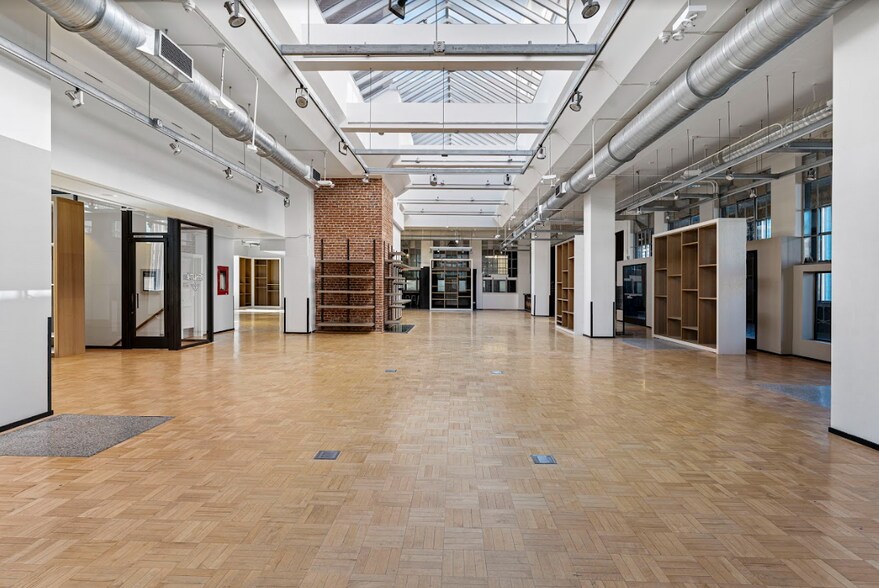 More Photos Of 50 S Virginia St, Reno Office For Sale