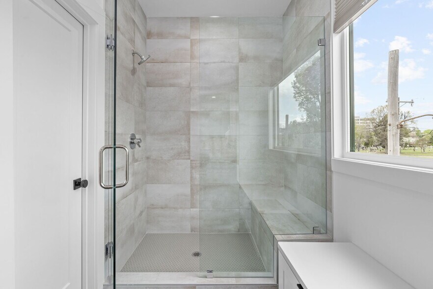 More Photos Of 209-229 Woodsborough Pl, Raleigh Apartments For Sale