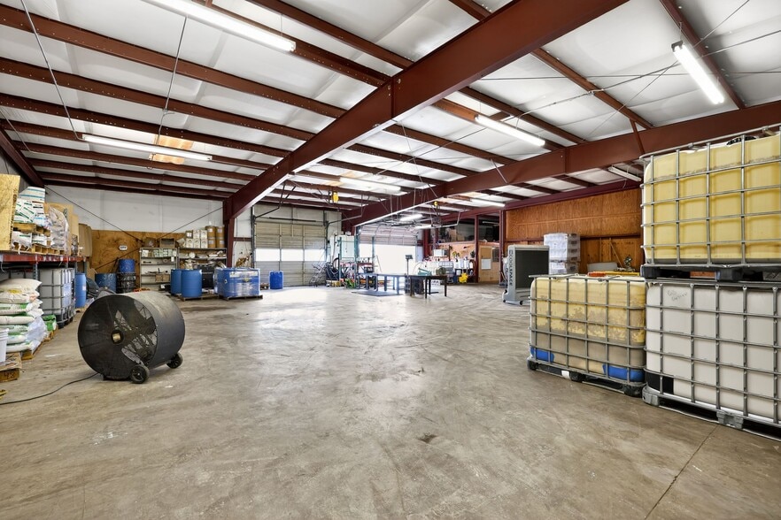 More Photos Of 305 Crump St, Goldsboro Warehouse For Sale