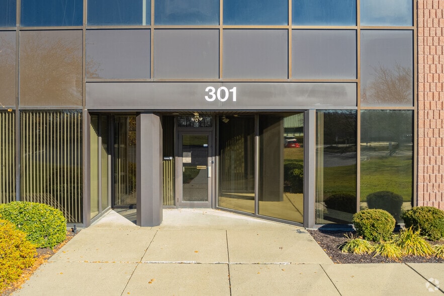 More Photos Of 3 Killdeer Ct, Swedesboro Light Distribution For Lease