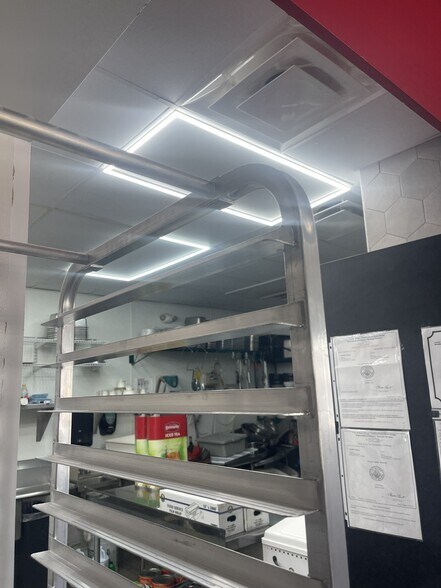 More Photos Of 3617 Perkins Rd, Baton Rouge General Retail For Sale