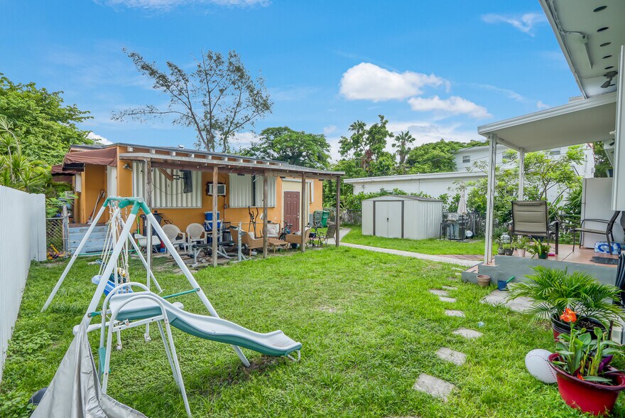 More Photos Of 2120 Sw 5th St, Miami Apartments For Sale