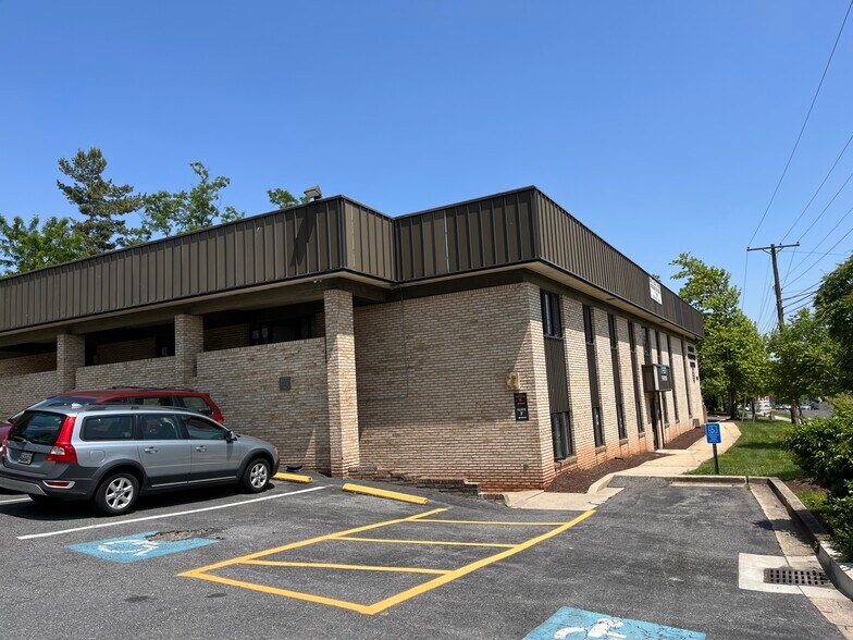 More Photos Of 6490-6492 Landover Rd, Cheverly Medical For Lease