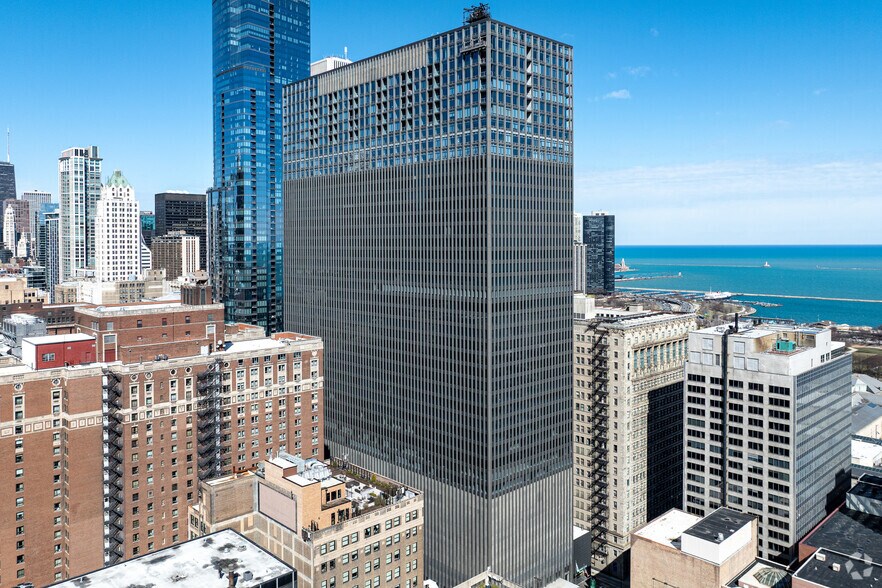 Primary Photo Of 55 E Monroe St, Chicago Office Residential For Lease