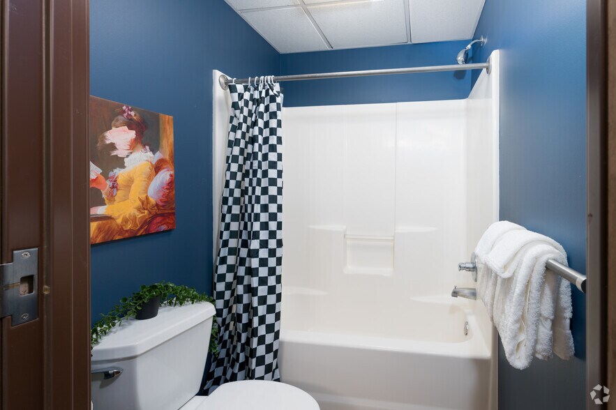 More Photos Of 404 2nd St, Cheney Apartments For Lease