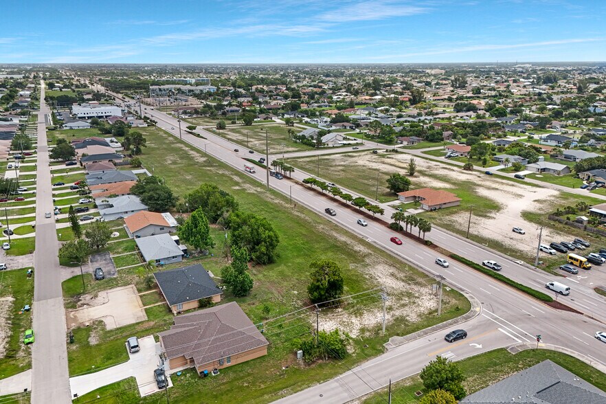 More Photos Of 1800 SW Santa Barbara Pl, Cape Coral Land For Sale