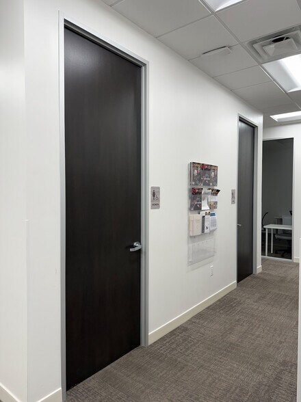 More Photos Of 400 Shops Blvd, Willow Park Medical For Lease