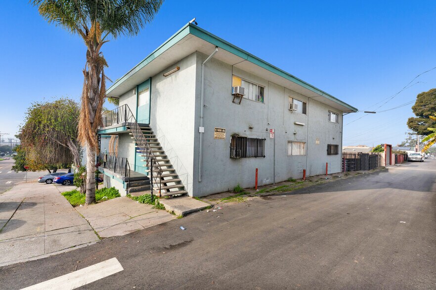 More Photos Of 1946 Foothill Blvd, Oakland Apartments For Sale