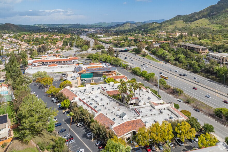 More Photos Of 30423 Canwood St, Agoura Hills Office For Sale