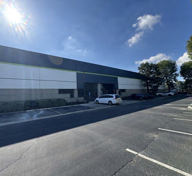 More Photos Of 1822 E Francis St, Ontario Warehouse For Sale