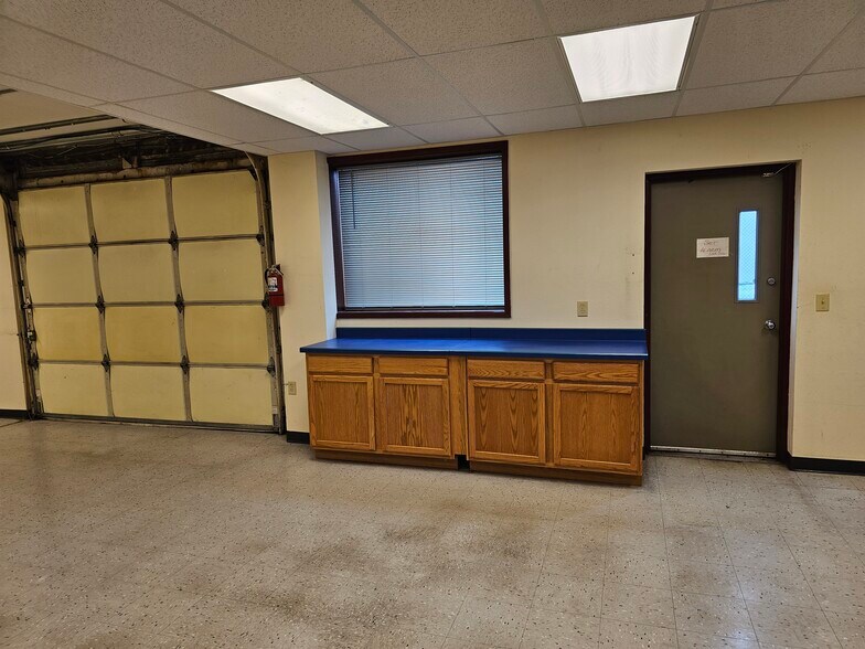 More Photos Of 2336 E Platte Ave, Colorado Springs Industrial For Sale