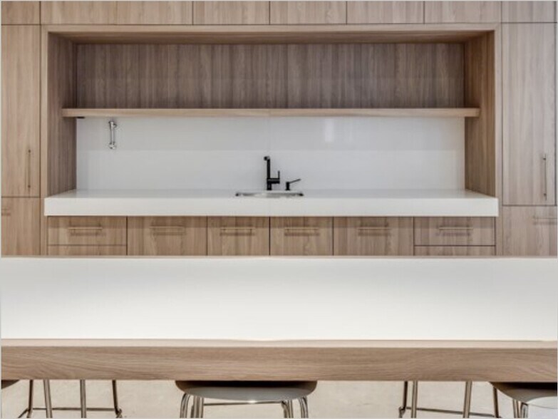 More Photos Of 19 W 44th St, New York Office For Lease