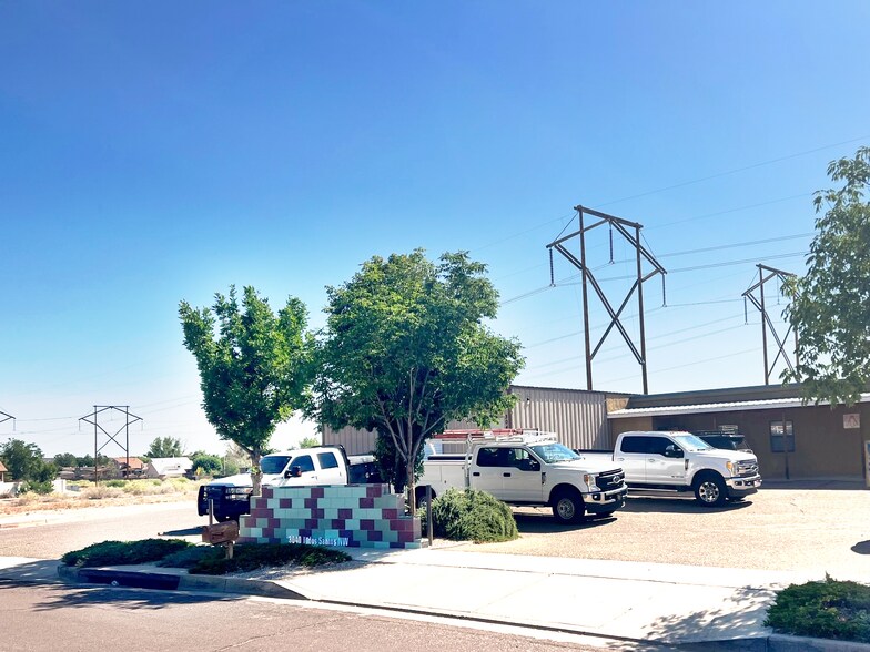 More Photos Of 3040 Todos Santos St NW, Albuquerque Warehouse For Lease