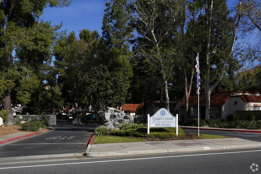 Primary Photo Of 3131 Arlington Ave, Riverside Apartments For Sale