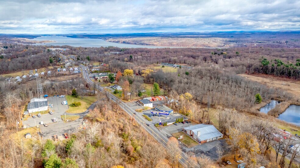 More Photos Of 447 Broadway, Ulster Park Office For Sale