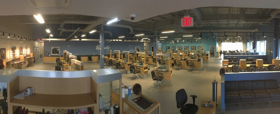 More Photos Of 500 Kings Hwy E, Fairfield Freestanding For Lease
