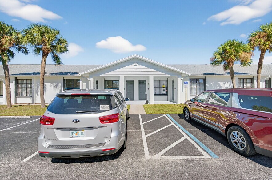 More Photos Of 11350 66th St, Largo Office Residential For Lease
