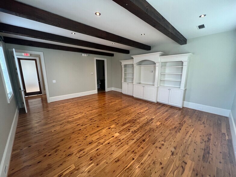 More Photos Of 3475 Dallas Hwy, Marietta Office For Lease