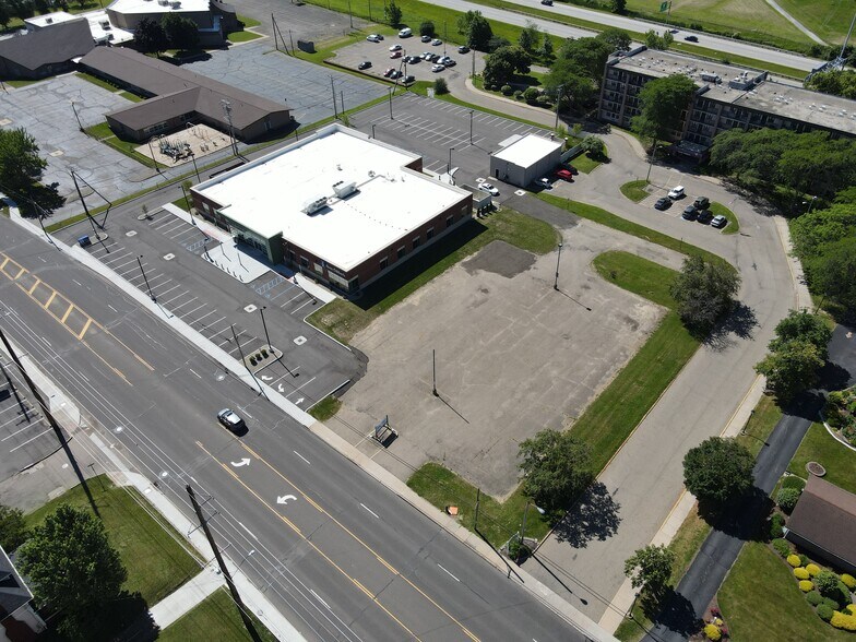 More Photos Of 630 30th St NW, Canton Land For Lease