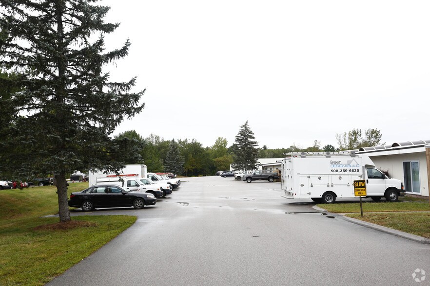 More Photos Of 93 West St, Medfield Light Distribution For Lease