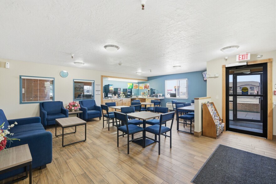 More Photos Of 626 W 1400 N, Beaver Hotel For Sale