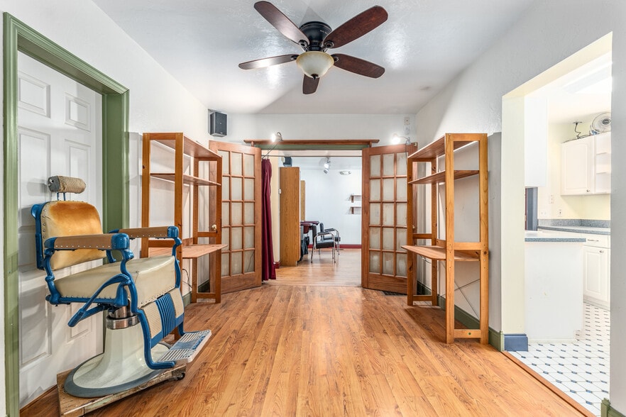 More Photos Of 20707 Park Ave, Dunnellon Specialty For Sale