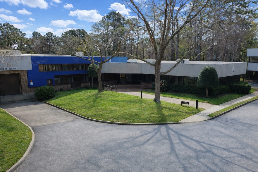Primary Photo Of 524 Viking Dr, Virginia Beach Manufacturing For Lease