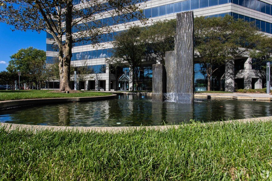 More Photos Of 2275 Research Blvd, Rockville Office For Lease