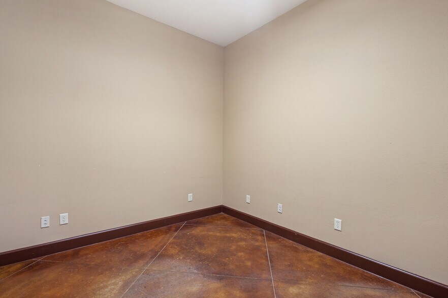 More Photos Of 14375 Liberty St, Montgomery Coworking Space