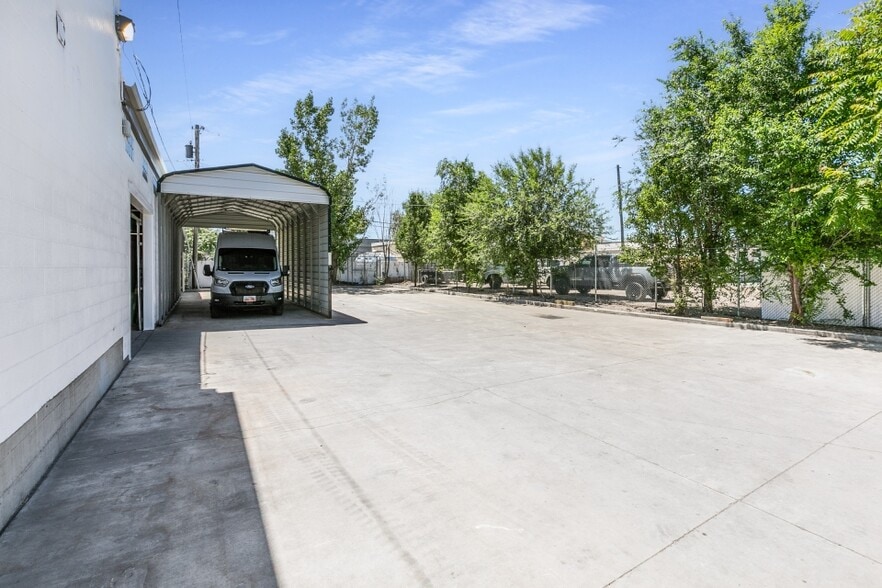 More Photos Of 49 W Burton Ave, Salt Lake City Warehouse For Lease