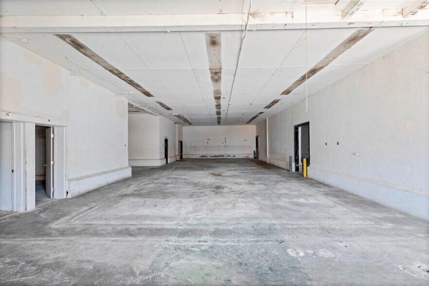 More Photos Of 410-420 E Beach Ave, Inglewood Warehouse For Sale