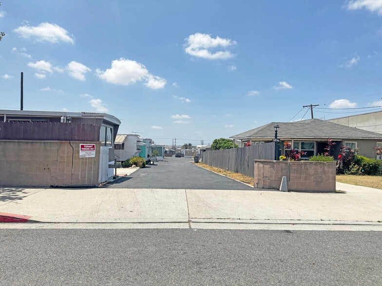 More Photos Of , Gardena Multifamily For Sale