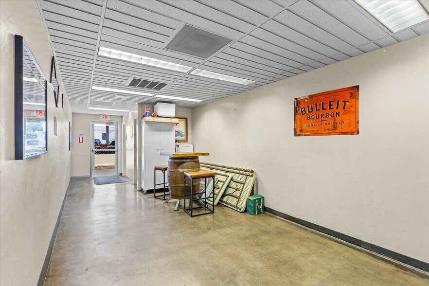 More Photos Of 315 5th St, Marysville Loft Creative Space For Sale