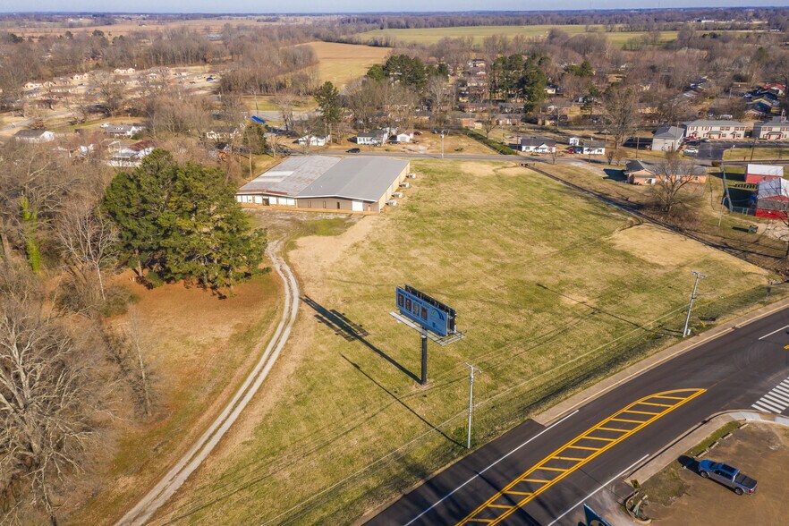More Photos Of 1009 N Washington Ave, Brownsville Warehouse For Lease